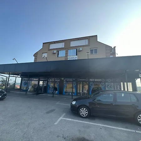 Port 4